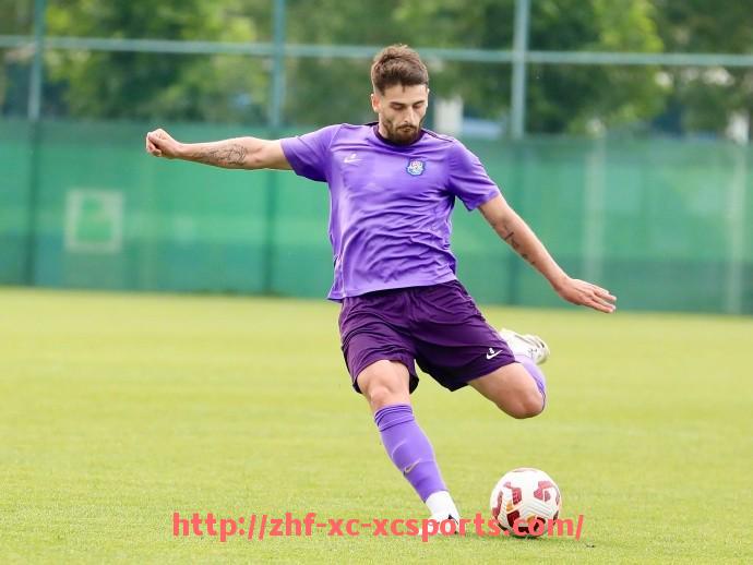 杏彩体育-2018赛季中超联赛收入构成及盈利能力分析