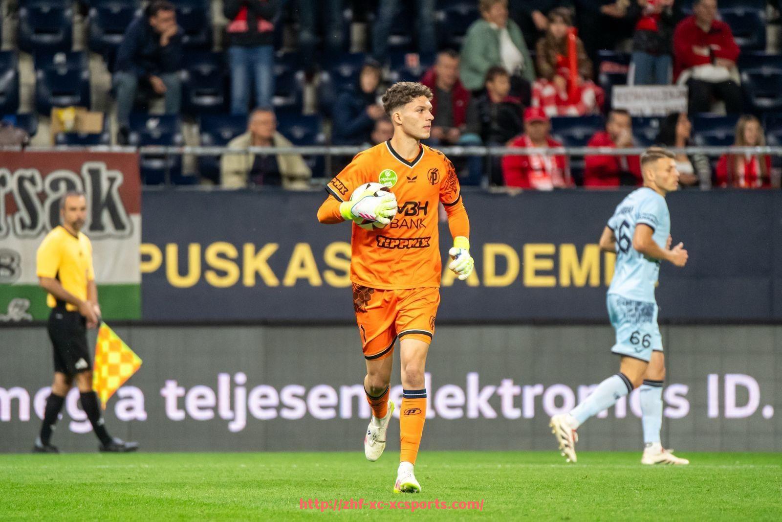 杏彩体育-CBA啦啦队“足球宝贝”走光事件引关注